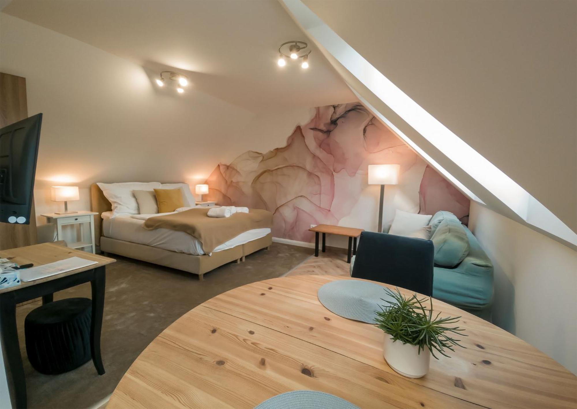 Monbuhim Comfort Veszprém المظهر الخارجي الصورة