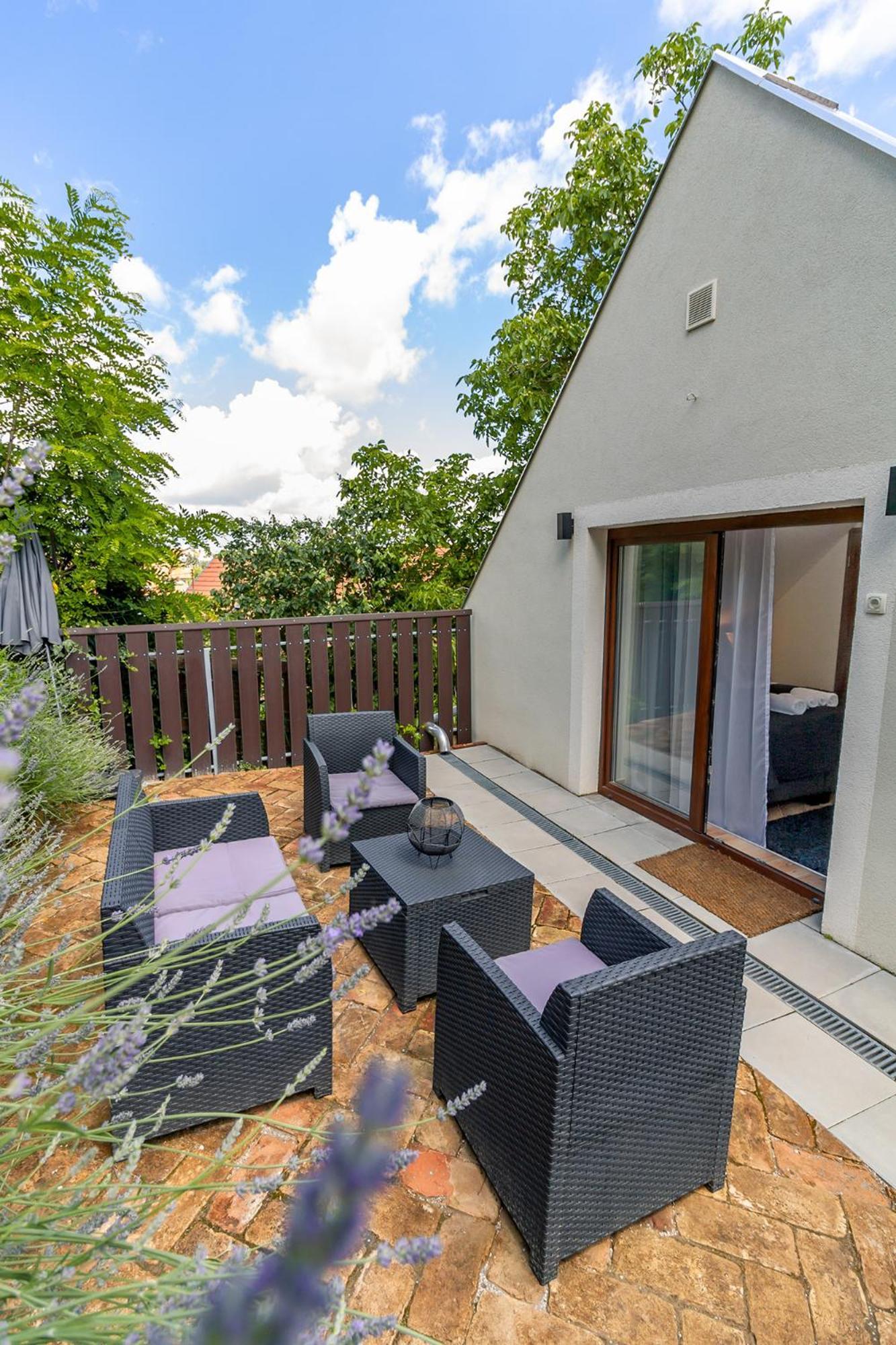 Monbuhim Comfort Veszprém المظهر الخارجي الصورة