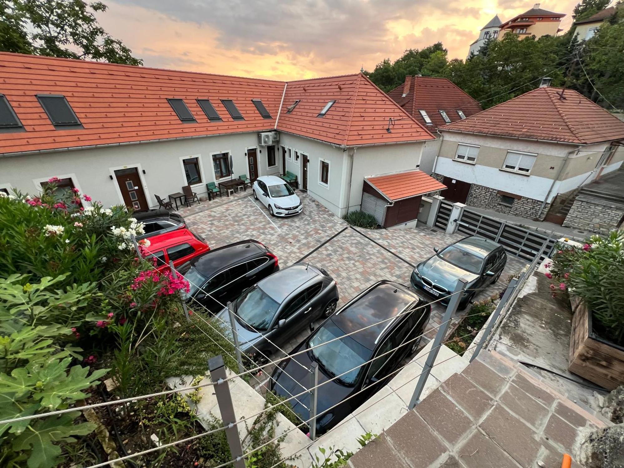 Monbuhim Comfort Veszprém المظهر الخارجي الصورة